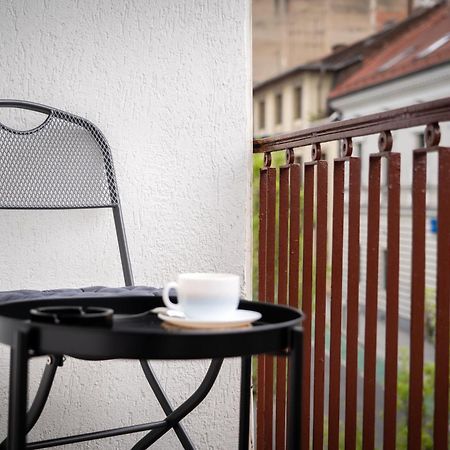 Boho Chic Escape - Hypercenter Apartman Kolozsvár Kültér fotó